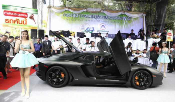 Confiscated supercars auctioned in Klong Toei