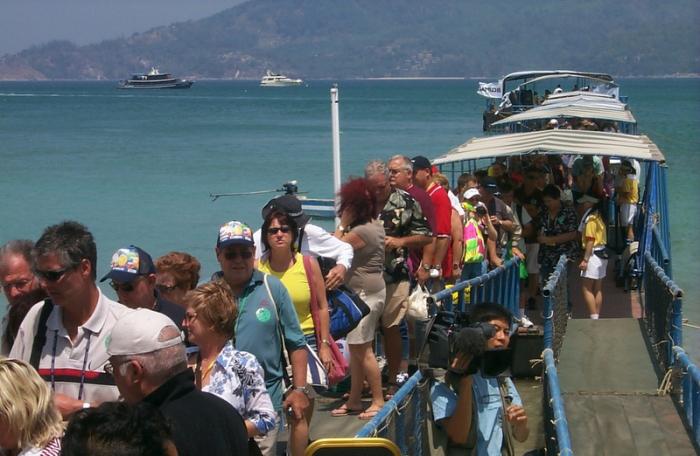 Influx of tourists expected over upcoming holiday season