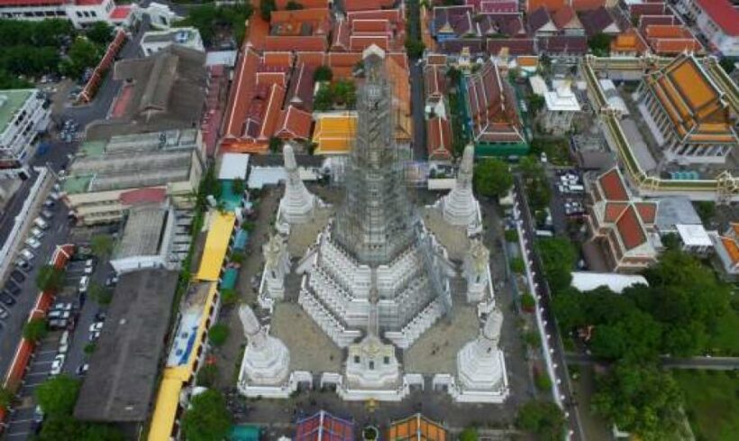 Wat Arun restoration enters final month