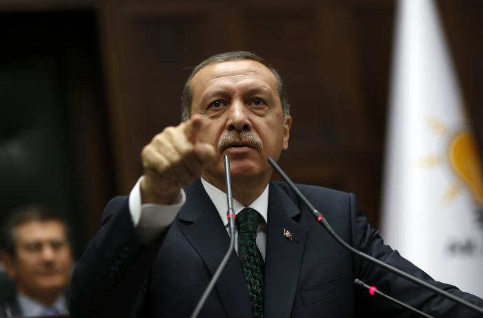 Phuket Gazette World News: Turkish PM Erdogan wins polls, warns enemies they will pay a price