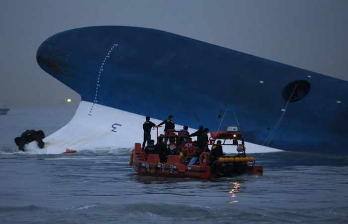 South Korea ferry disaster: Body of fugitive boss found