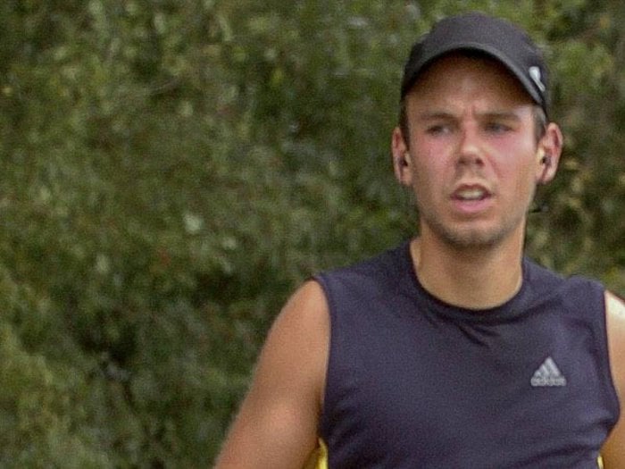 Germanwings crash pilot had been treated for suicidal tendencies