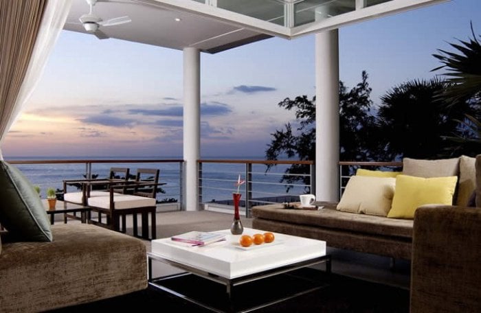 Phuket Pads: Bargain Karon condo with beach view