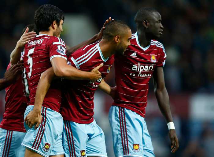 Buoyant West Ham seek to extend Man United gloom