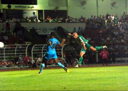 Phuket FC swoops down on Krabi Andaman Eagles