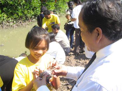 “Crab Bank’ launched in Rassada