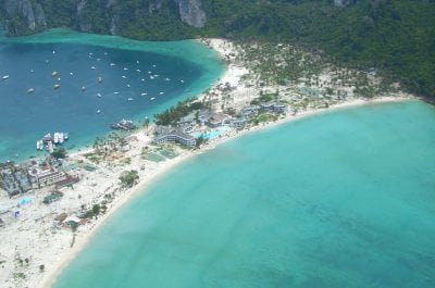 Phi Phi construction ban eased