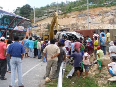 Phuket roads leave 2 dead, 15 injured