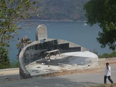 Sun sets on Phromthep eyesore