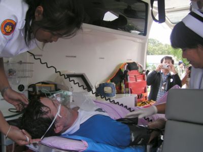 Aussie airlifted from Similans