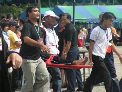 Tourists stay put as tsunami sirens sound