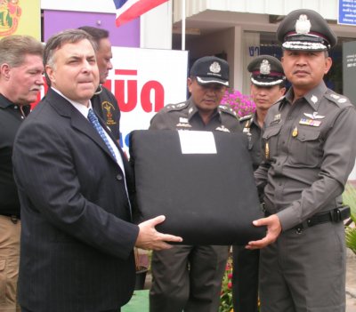 US donates bomb blanket to Phuket police