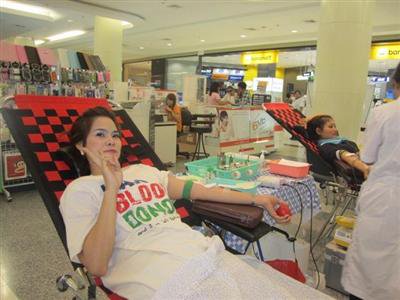 Red Cross blood drive in Phuket