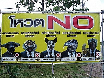 “Vote No’ election billboards in Phuket to stay – for now