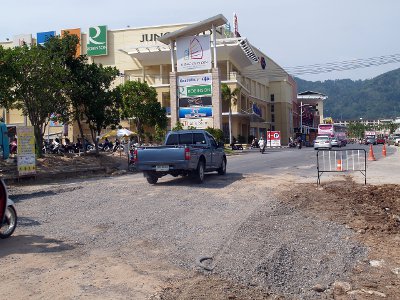 Patong’s “middle road’ to get facelift before Christmas