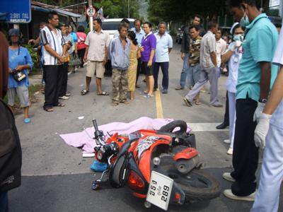 Phuket Airport taxi worker killed in motorbike crash