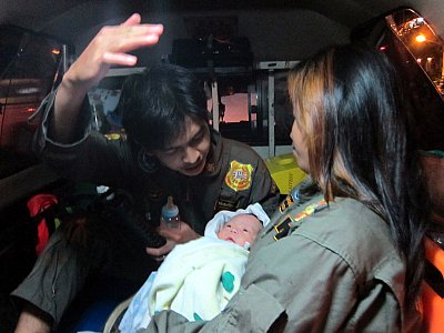 Abandoned baby rescued in Phuket