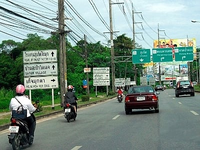 Phuket’s unsightly roadside signs finally fall