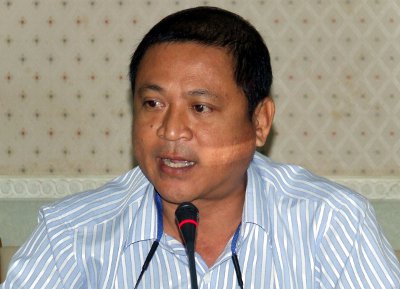 Phuket Tourism VP blasts officials over resort blockade inaction