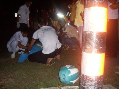 Phuket police yet to ID male motorbike crash victim