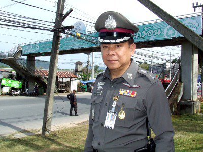 Phuket police step up student road safety campaign