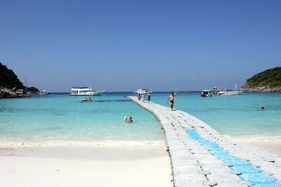 Phuket speedboats to pay for upkeep of Racha pier