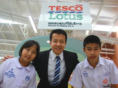 Tesco launches ‘green bag’ project in Phuket