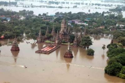 Phuket Media Watch – death toll from flooding in Thailand reaches 740