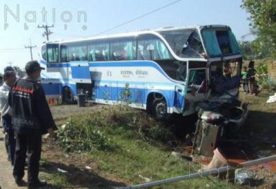 Phuket Media Watch: 12 killed in pick-up truck in Buri Ram