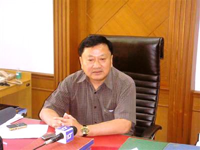 Phuket Governor predicts investment boom in 2012