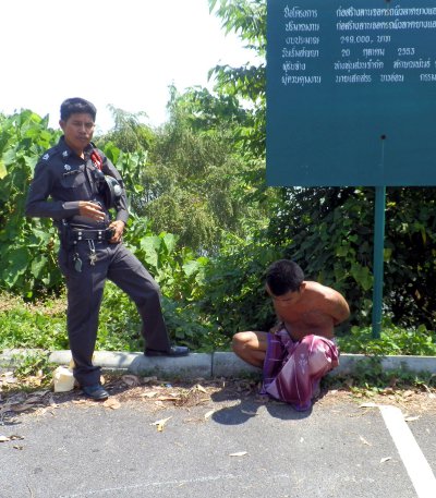 Phuket Police nab alleged pickup thief in Thalang