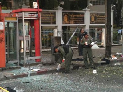 Phuket Gazette: Bomb blasts in Bangkok