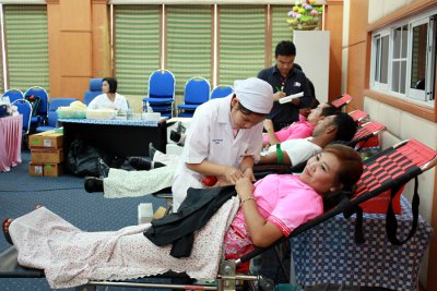 Phuket tourism high season draws annual blood-drive low