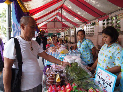 Phuket discount products fair to counter rising prices