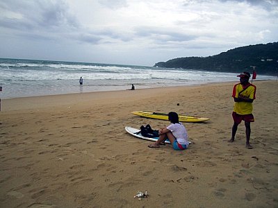 Phuket Governor issues surf warning after Games athlete rescued