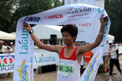 Thai debutant Danchai denies Paine hat-trick victory at Laguna Phuket Marathon