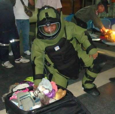 “Bomb’ suitcase at Phuket bus terminal a false alarm