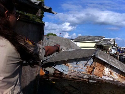 Waterspout rips through five houses in Krabi