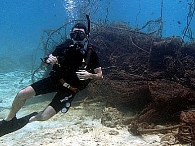 PADI divers prepare for Phuket’s biggest coral reef cleanup