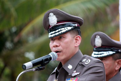 Top police brass calls for public help in making Phuket safer