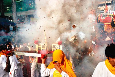 Gov orders crackdown on firecrackers, food prices for Vegetarian Festival