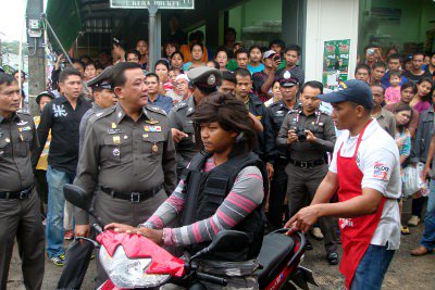 Phuket Burmese decry gold shop bandits