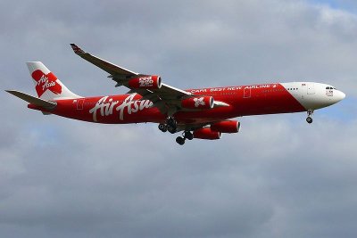 AirAsia move to axe Phuket-Bali, Ubon flights sparks ire from ‘stranded’ travellers