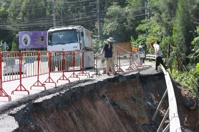 Work begins on repairing Patong Hill road landslide site