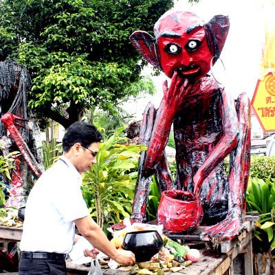 Hungry Ghost compete with Phuket Vegetarian Festival