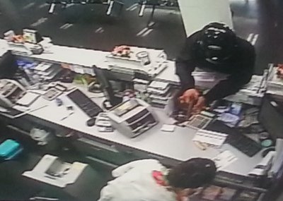 Phuket bank robber escapes with B2.7mn in 60 seconds