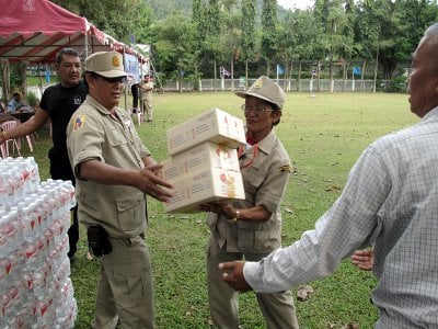 Phuket flood aid on its way to Lopburi