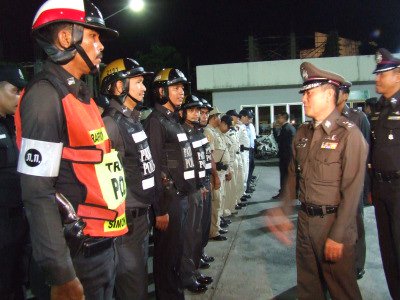 Police focus on Phuket youngsters in Valentine’s sweep