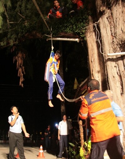 Phuket’s first night tsunami drill hailed a success