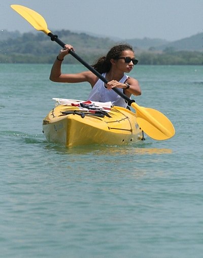 Phuket’s little Bird on the water paddles her heart out